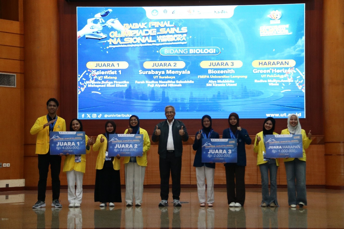 Para pemenang Olimpiade Sains Disporseni Nasional UT 2026